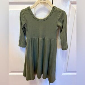 Toddler girl green dress bundle